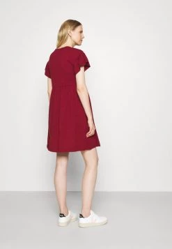 ONLY MATERNITY Donna OLMMAY NEW LIFE CUTLINE DRESS - Vestito Di Maglina - Pomegranate -Negozio al dettaglio ONLY MATERNITY 0b1337af69b24dc9abe23ff93405e7dd