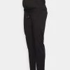 ONLY MATERNITY Donna OLMNOOM LIFE PANT SOLID - Pantaloni - Black 1 ONLY MATERNITY Donna OLMNOOM LIFE PANT SOLID - Pantaloni - Black -Negozio al dettaglio ONLY MATERNITY 0ef2470f043a452e8ecc455075b6992c