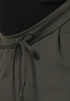 ONLY MATERNITY Donna OLMPOPTRASH EASY LIFE PANT - Pantaloni - Peat -Negozio al dettaglio ONLY MATERNITY 1e3705ffb9d54b5ca7b16015987ddab9