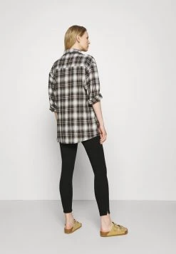 ONLY MATERNITY Donna OLMKENDELL ETERNAL LIFE - Jeans Skinny Fit - Black 10 ONLY MATERNITY Donna OLMKENDELL ETERNAL LIFE - Jeans Skinny Fit - Black -Negozio al dettaglio ONLY MATERNITY 23f8547741224a12b9a94bb6c14f6216