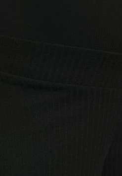 ONLY MATERNITY Donna OLMNELLA WIDE PANT - Pantaloni - Black 15 ONLY MATERNITY Donna OLMNELLA WIDE PANT - Pantaloni - Black -Negozio al dettaglio ONLY MATERNITY 2e4afff4634f4c2a99e7bed59d426f9d