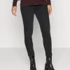 ONLY MATERNITY Donna OLMCATWALK MOM - Jeans Slim Fit - Black -Negozio al dettaglio ONLY MATERNITY 3e5f598819934ac2b81e7af6a8847491