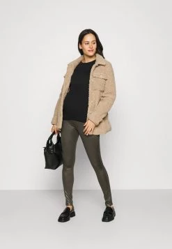 Negozio al dettaglio ONLY MATERNITY -Negozio al dettaglio ONLY MATERNITY 5f4afe20f87f4feeb092101df4b61592