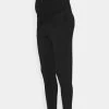ONLY MATERNITY Donna OLMPOPTRASH EASY LIFE PANT - Pantaloni - Black -Negozio al dettaglio ONLY MATERNITY 9da4e02796e94814a321d518176f660b