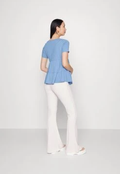 ONLY MATERNITY Donna OLMAYCA PEPLUM - T-shirt Basic - Allure -Negozio al dettaglio ONLY MATERNITY bc8d7585cbe8420e8aa799a78bbe6f60