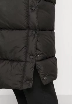 ONLY MATERNITY Donna OLMCAMMIE LONG QUILTED COAT - Cappotto Invernale - Black -Negozio al dettaglio ONLY MATERNITY c20a47da298d494b9b13cd6e63cf3165