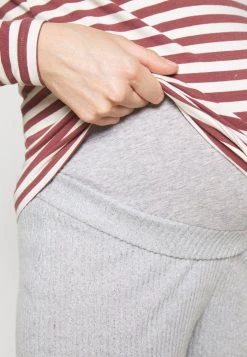 ONLY MATERNITY Donna OLMCORTNEY - Shorts - Light Grey -Negozio al dettaglio ONLY MATERNITY cd14ebd9d5ad4ad69d88de76ecd290e3