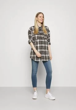 Negozio al dettaglio ONLY MATERNITY -Negozio al dettaglio ONLY MATERNITY d9a1693af5f4401c93b9ea6c08cb469e