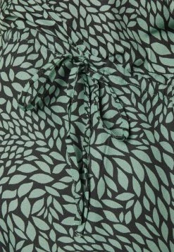 ONLY MATERNITY Donna OLMLUCIA WRAP - Camicetta - Dark Ivy -Negozio al dettaglio ONLY MATERNITY ed13aacc9e4a43c897887845483486ff