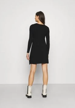 ONLY MATERNITY Donna OLMALMA O-NECK DRESS - Abito In Maglia - Black -Negozio al dettaglio ONLY MATERNITY f699ba7eb9d944eaba56f08a3d423534