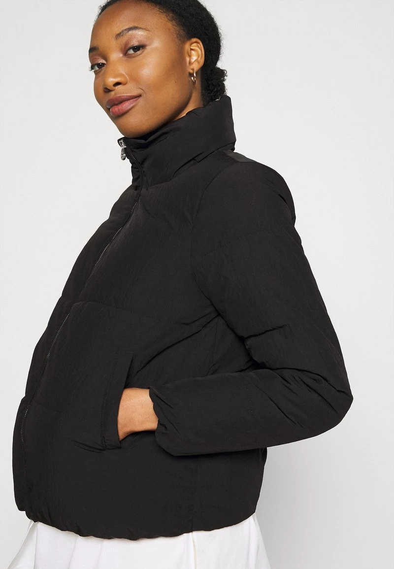 ONLY MATERNITY Donna OLMDOLLY SHORT PUFFER JACKET - Giacca Invernale - Black 8 ONLY MATERNITY Donna OLMDOLLY SHORT PUFFER JACKET - Giacca Invernale - Black - immagine 6
