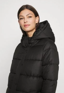 ONLY MATERNITY Donna OLMCAMMIE LONG QUILTED COAT - Cappotto Invernale - Black -Negozio al dettaglio ONLY MATERNITY fcfb3164d3c54abe9e1d434ef059cd05